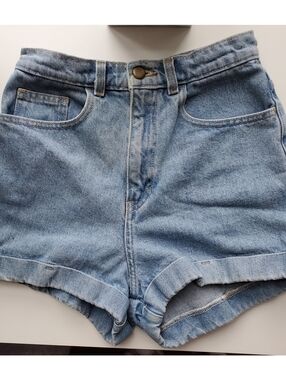 American Apparel Mom Jean Shorts